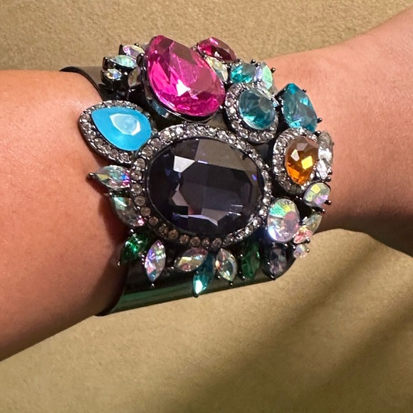 Erickson Beamon Rocks Statement Cuff Rhinestones - Picture 10 of 15